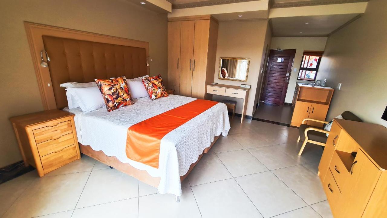Lilypark Lodge Rustenburg Buitenkant foto
