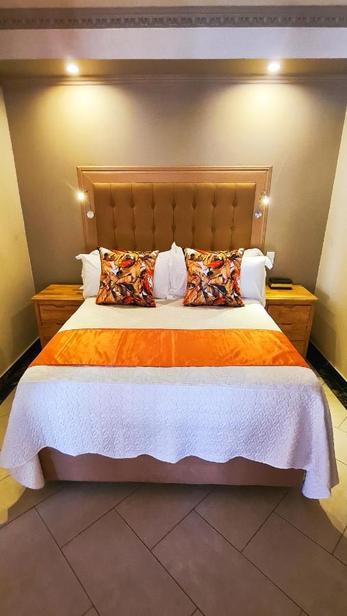 Lilypark Lodge Rustenburg Buitenkant foto