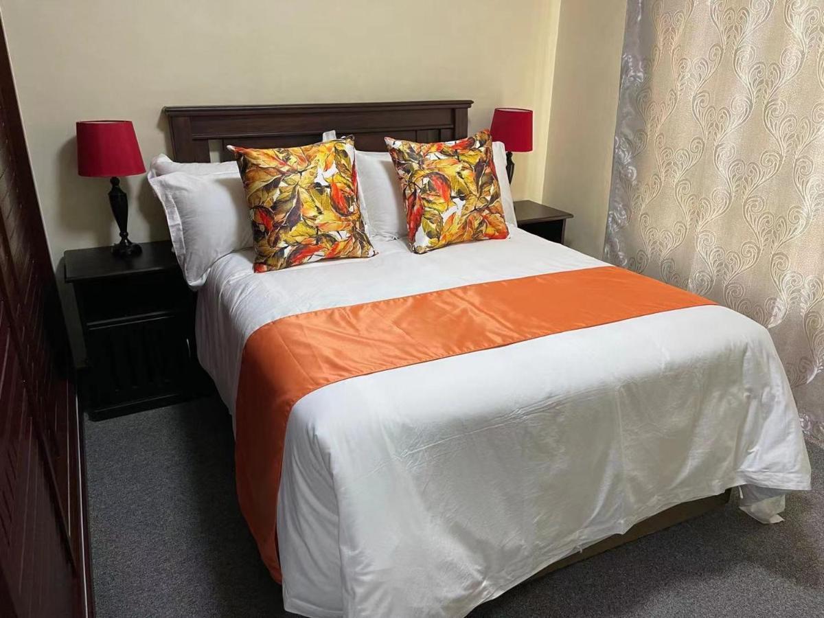 Lilypark Lodge Rustenburg Buitenkant foto