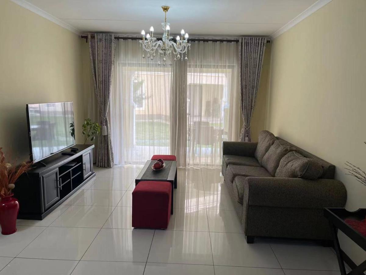 Lilypark Lodge Rustenburg Buitenkant foto