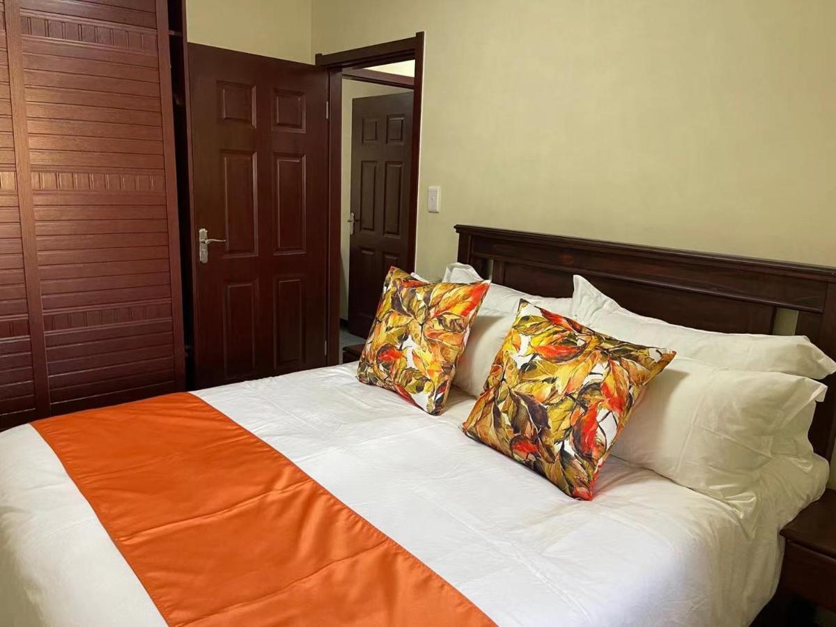 Lilypark Lodge Rustenburg Buitenkant foto
