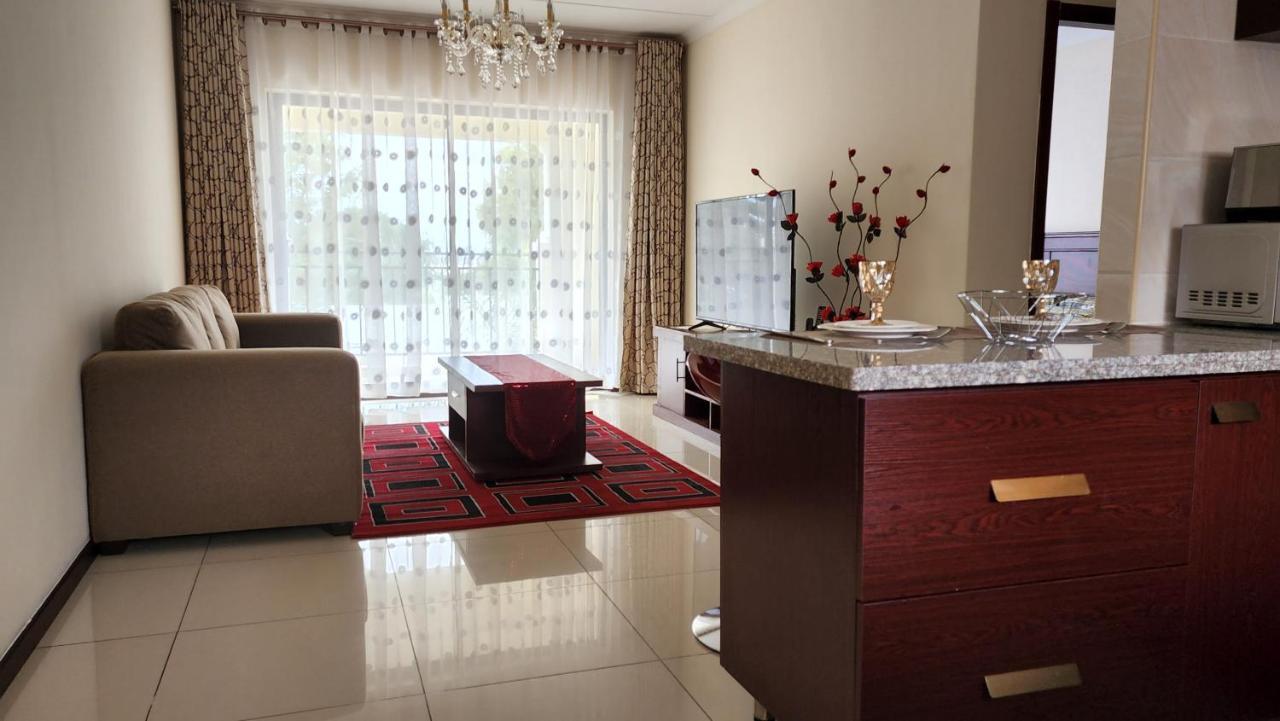 Lilypark Lodge Rustenburg Buitenkant foto
