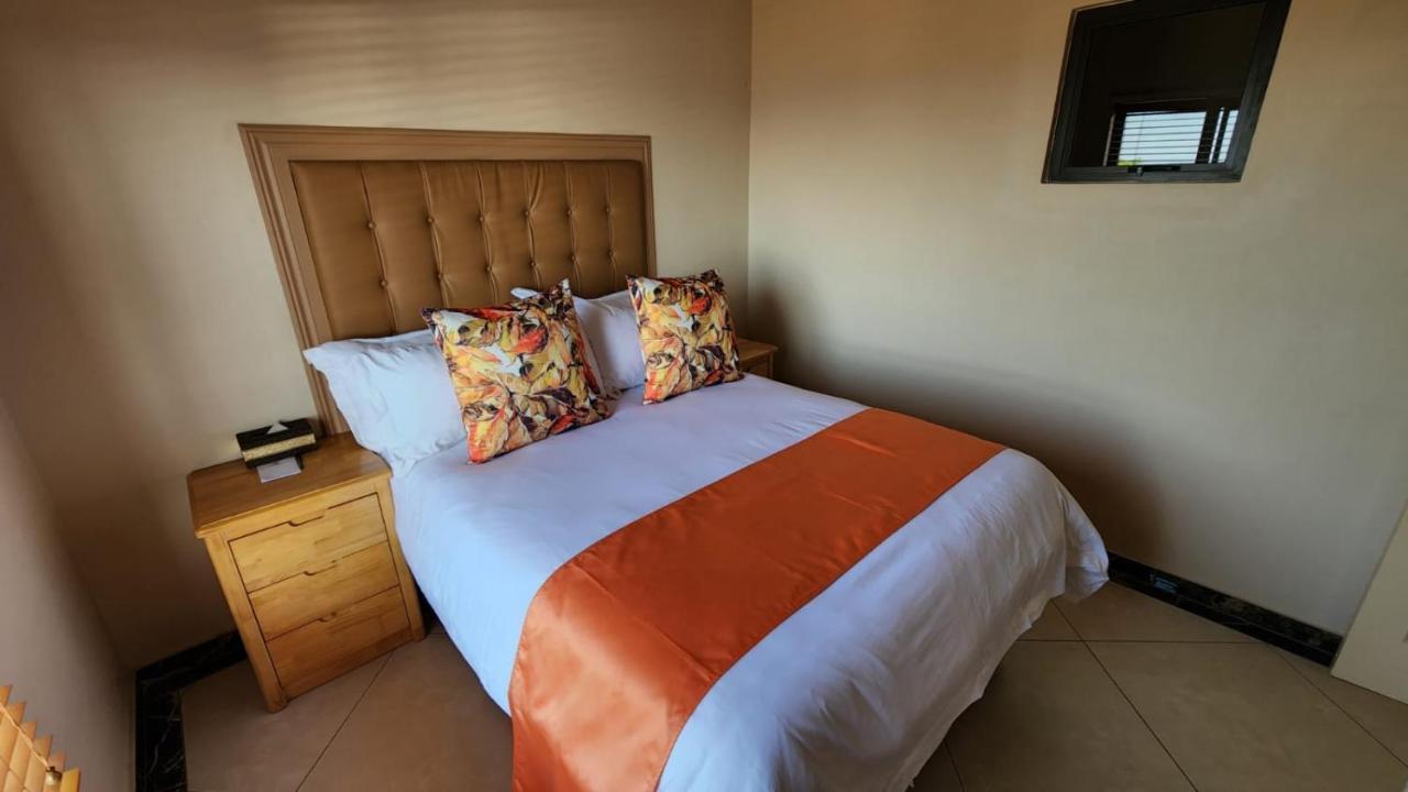 Lilypark Lodge Rustenburg Buitenkant foto