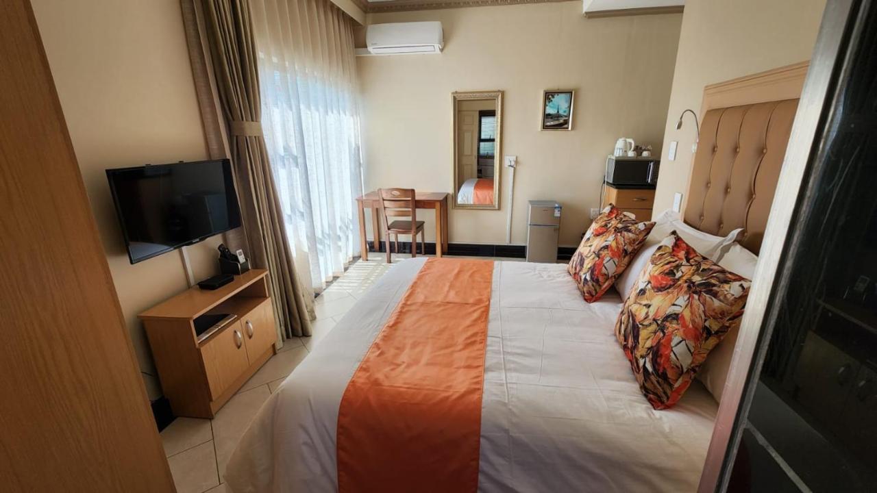 Lilypark Lodge Rustenburg Buitenkant foto